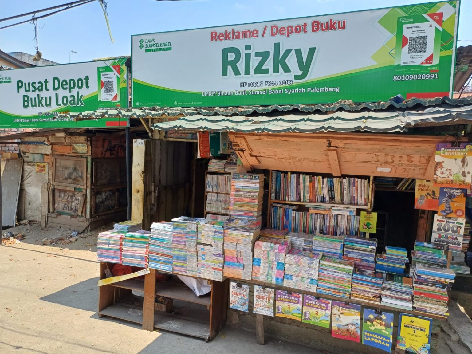 Eksistensi Penjual Buku Bekas Di Era Digital Assajidin